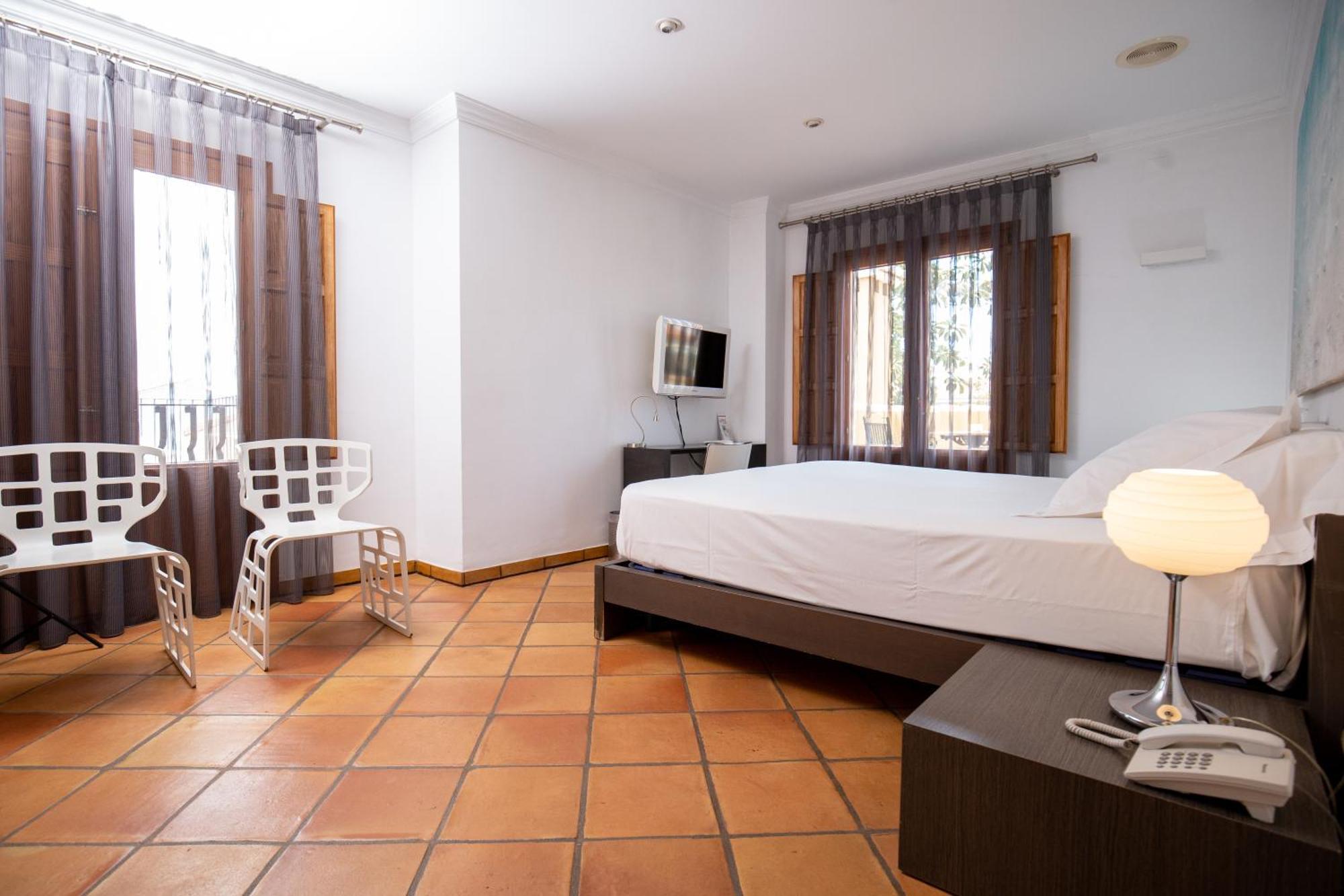 Hotel Nou Roma Denia Dış mekan fotoğraf