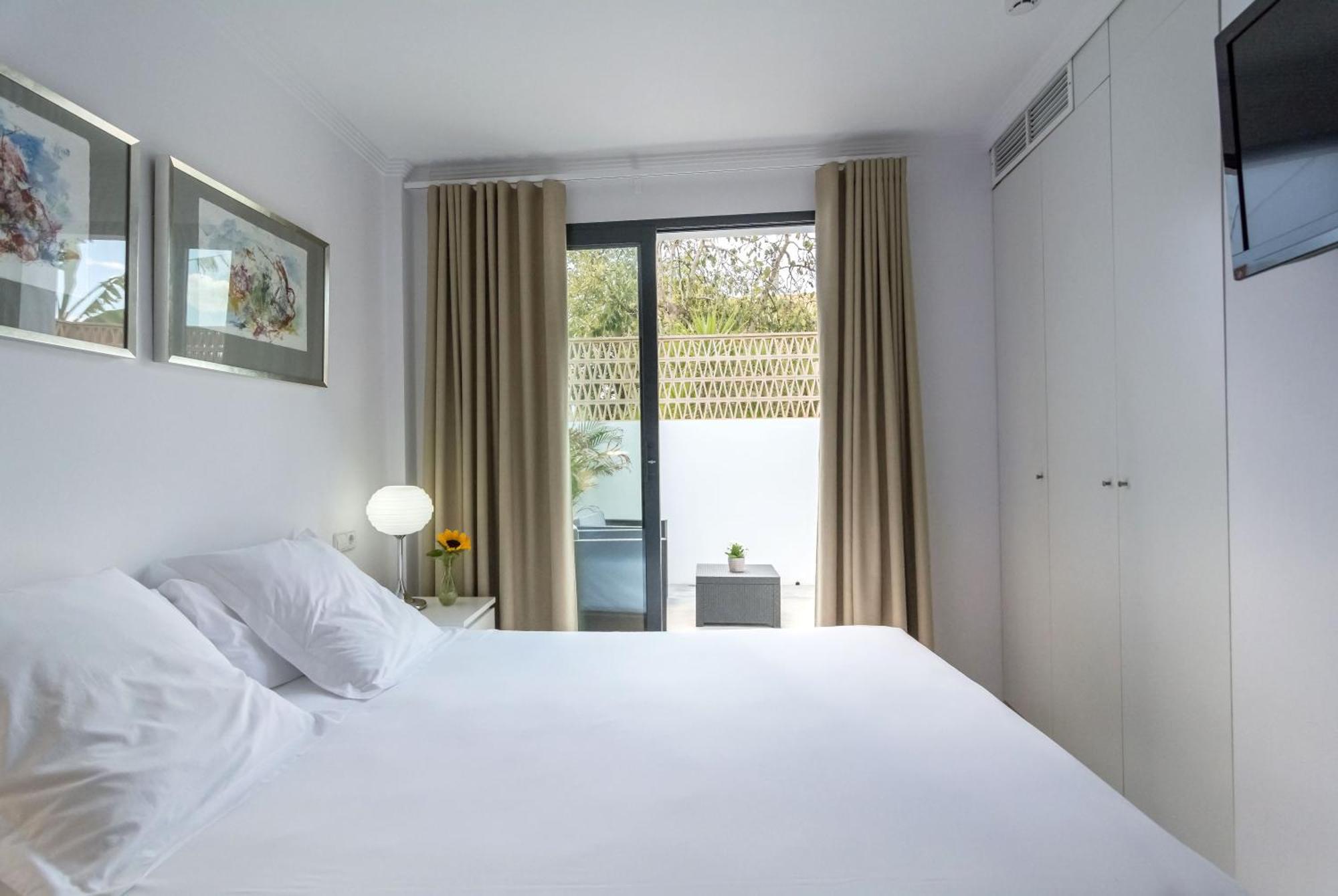 Hotel Nou Roma Denia Oda fotoğraf