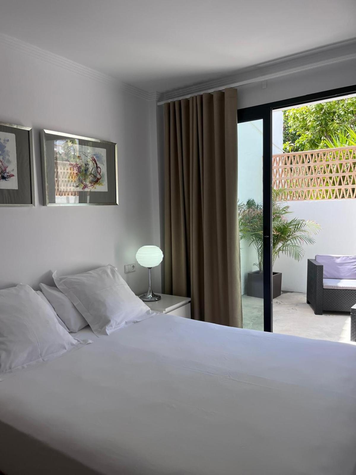 Hotel Nou Roma Denia Oda fotoğraf